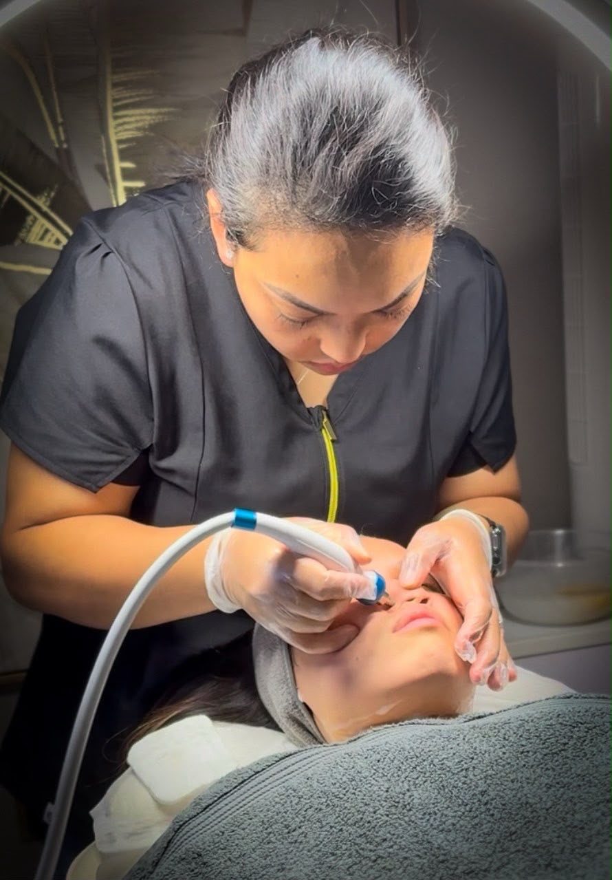 Head practitioner Sweta performing a Hydrofacial at Ms Beauty Hub in Hampstead